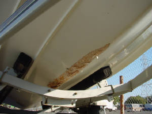 sea ray boat bottom fiberglass damage